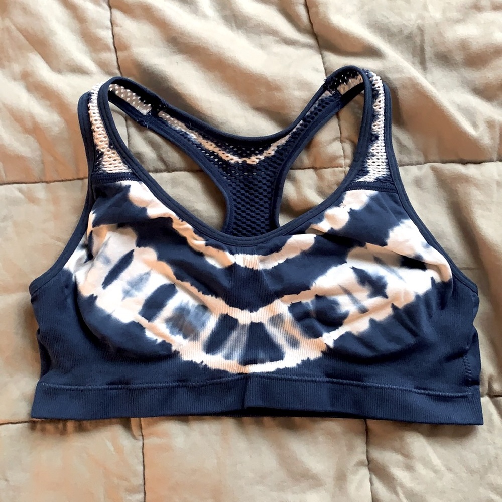 All in Motion girls sports workout top tie dyed